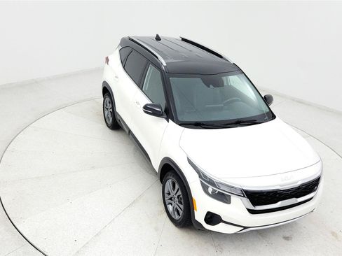 Used 2023 Kia Seltos S FWD image 39