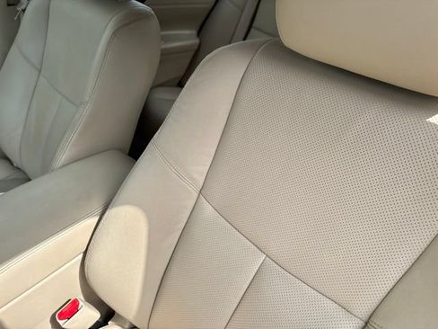 Used 2013 Nissan Altima 2.5 SL w/ Technology Pkg FWD image 4