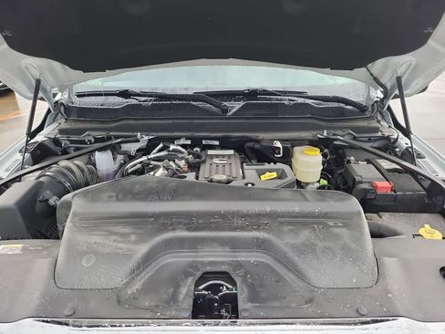 New 2026 RAM 2500 Tradesman AWD/4WD image 17