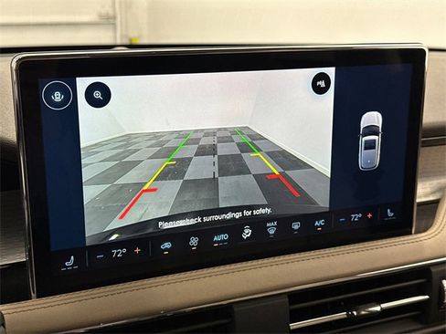 Used 2023 Lincoln Corsair AWD image 27