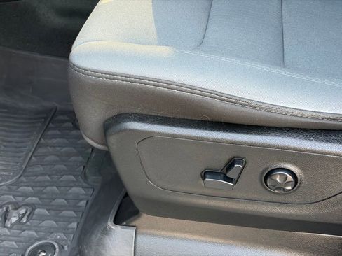 Used 2021 RAM 1500 Big Horn AWD/4WD image 12