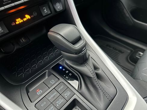 New 2025 Toyota RAV4 XLE image 16