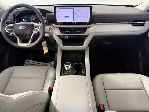 New 2026 Ford Explorer Active w/ Active Comfort Package RWD image 10