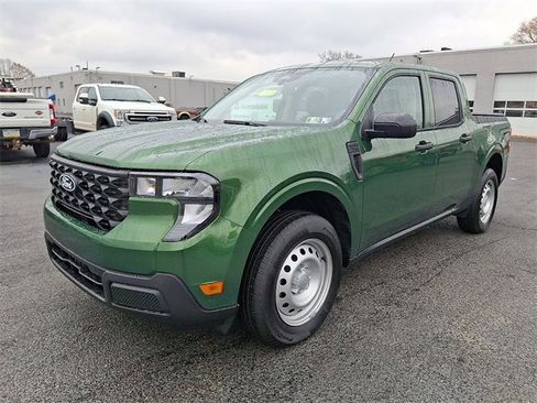 Used 2025 Ford Maverick XL w/ Equipment Group 102A image 6