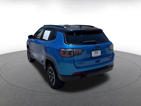 Used 2025 Jeep Compass Trailhawk AWD/4WD image 11