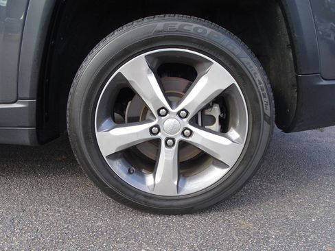 Used 2021 Jeep Grand Cherokee L Limited image 7