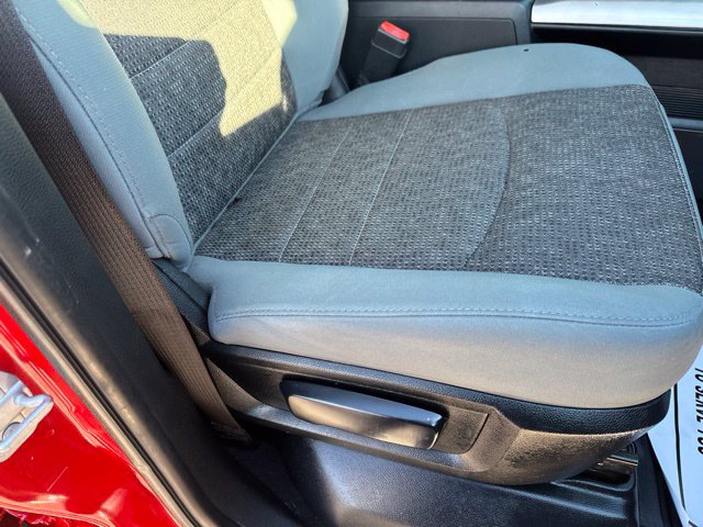 Used 2017 RAM 1500 Classic SLT RWD image 10