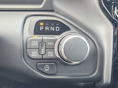 New 2026 RAM 1500 Big Horn AWD/4WD image 30