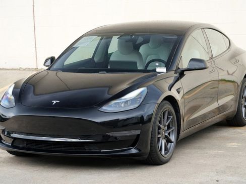 Used 2021 Tesla Model 3 Standard Range Plus RWD image 48