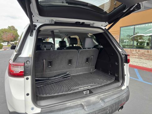 Used 2019 Chevrolet Traverse LT w/ LT Premium Package FWD image 73
