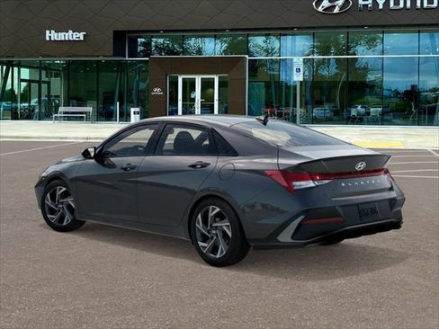 New 2026 Hyundai Elantra SEL Sport Premium w/ Cargo Package FWD image 5