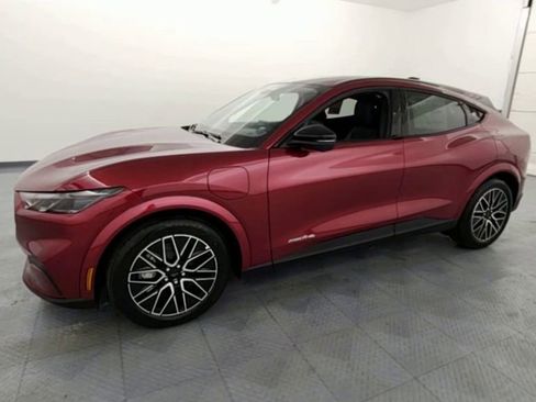 New 2025 Ford Mustang Mach-E Premium image 4