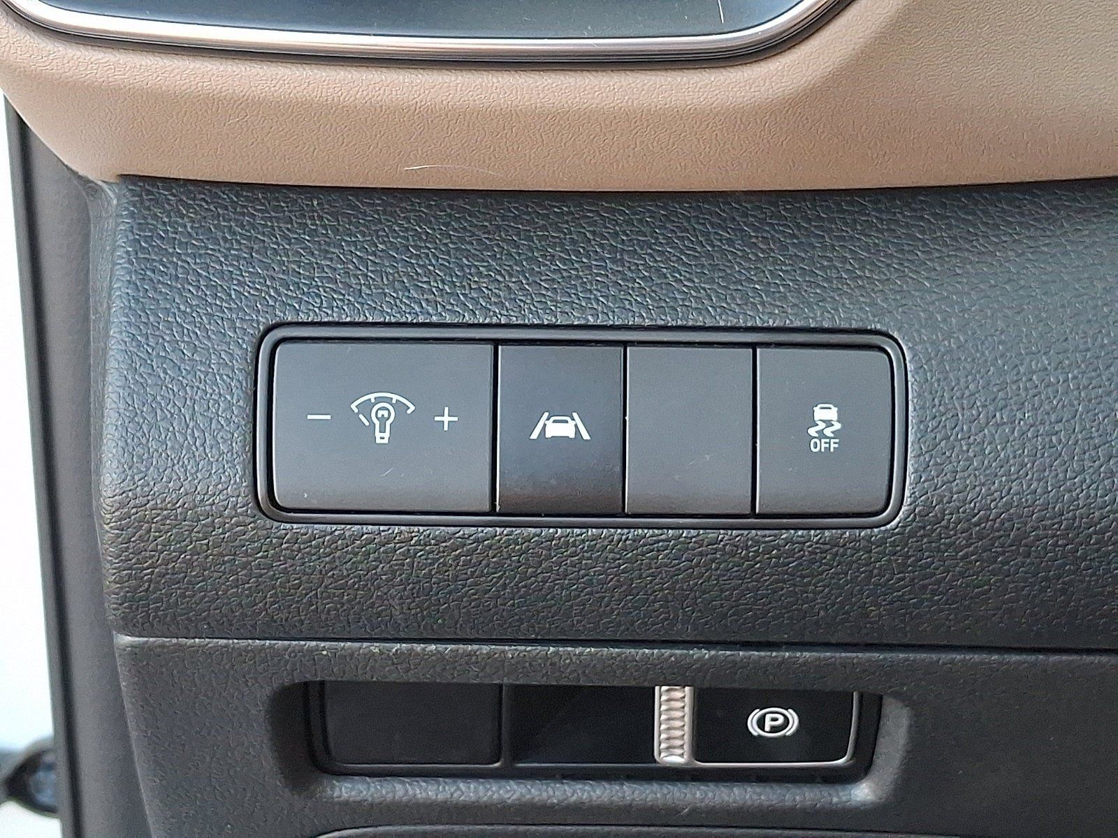 Certified 2023 Hyundai Santa Fe SE AWD/4WD image 25