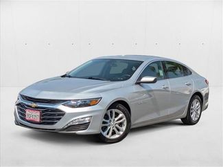 Used 2022 Chevrolet Malibu LT image 1
