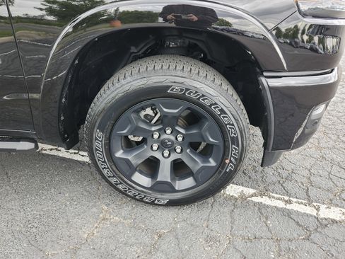 Used 2025 RAM 1500 Big Horn AWD/4WD image 11