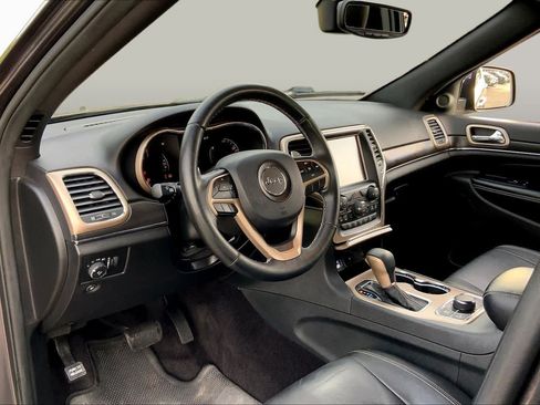 Used 2017 Jeep Grand Cherokee Limited AWD/4WD image 18