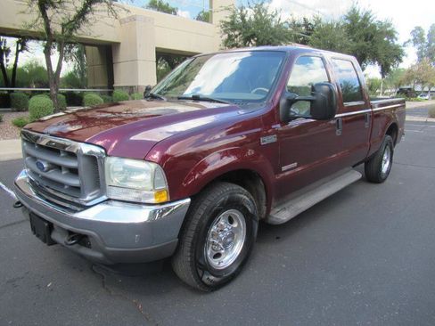 Used 2004 Ford F250 Lariat RWD image 2