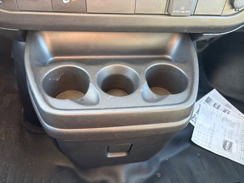 Used 2024 GMC Savana 2500 w/ Driver Convenience Package image 18