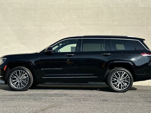 Used 2023 Jeep Grand Cherokee L Summit image 7