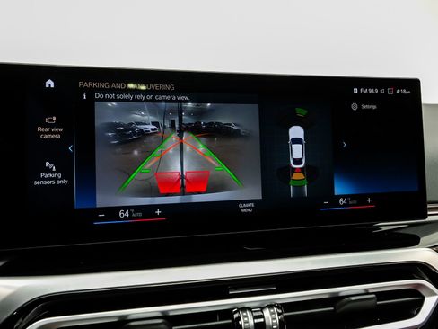 Used 2023 BMW i4 eDrive35 w/ Premium Package image 27