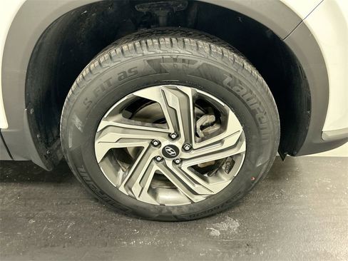 Used 2023 Hyundai Santa Fe SEL image 8