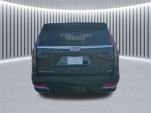 Certified 2024 Cadillac Escalade Premium Luxury image 7