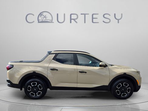 Certified 2023 Hyundai Santa Cruz SEL w/ Activity Package FWD image 6