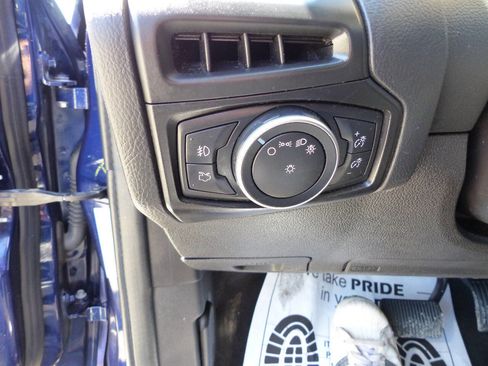 Used 2017 Ford Focus Titanium FWD image 25