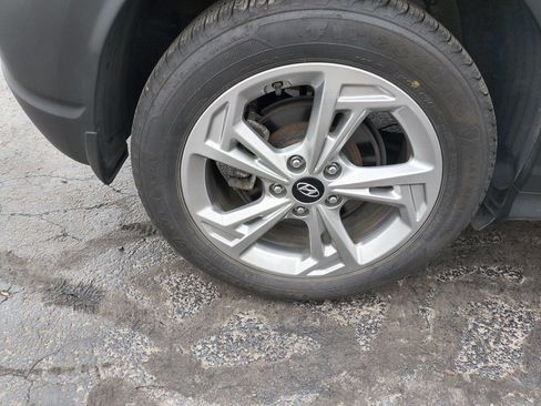 Used 2023 Hyundai Kona SEL AWD/4WD image 13