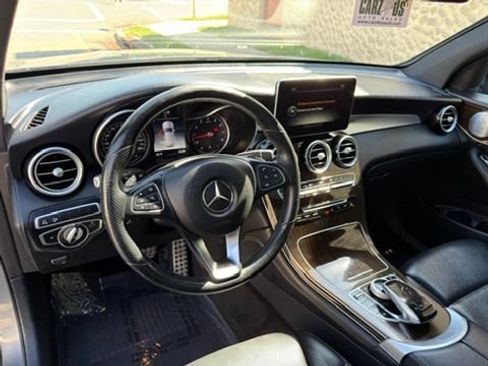 Used 2019 Mercedes-Benz GLC 300 4MATIC image 15