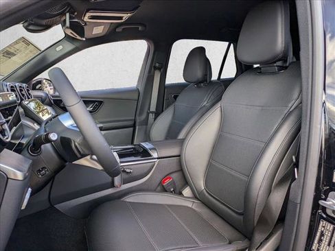 Certified 2026 Mercedes-Benz GLC 300 image 5