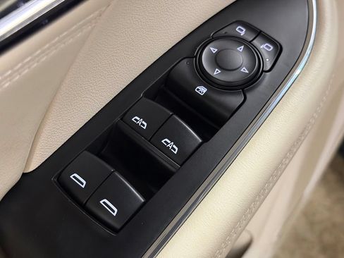 Certified 2023 Buick Envision Preferred FWD image 23