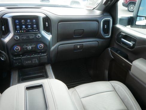 Used 2020 Chevrolet Silverado 3500 LT w/ Convenience Package AWD/4WD image 11