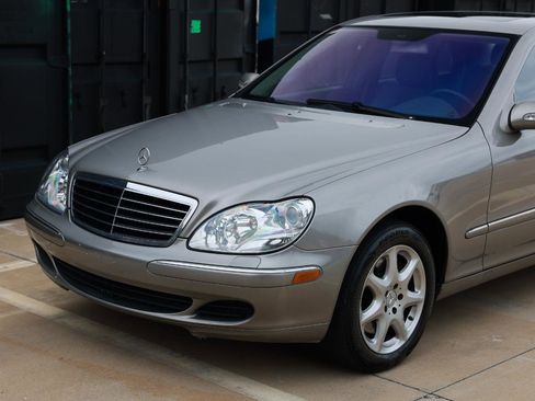 Used 2006 Mercedes-Benz S 430 4MATIC image 39
