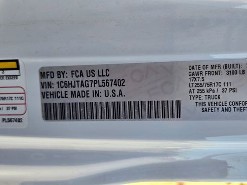 Used 2023 Jeep Gladiator Willys image 33