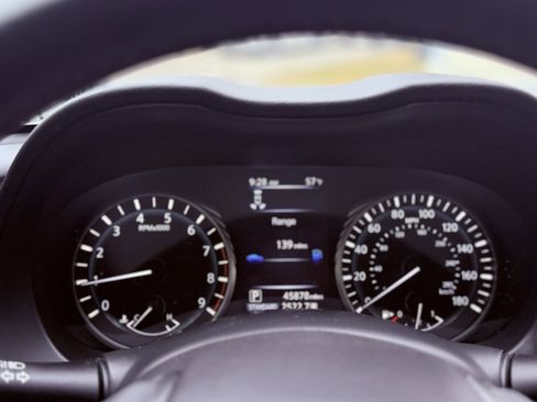 Certified 2022 INFINITI Q60 Red Sport 400 w/ Cargo Package image 18