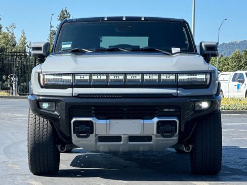 Used 2024 GMC Hummer EV 2X AWD/4WD image 9