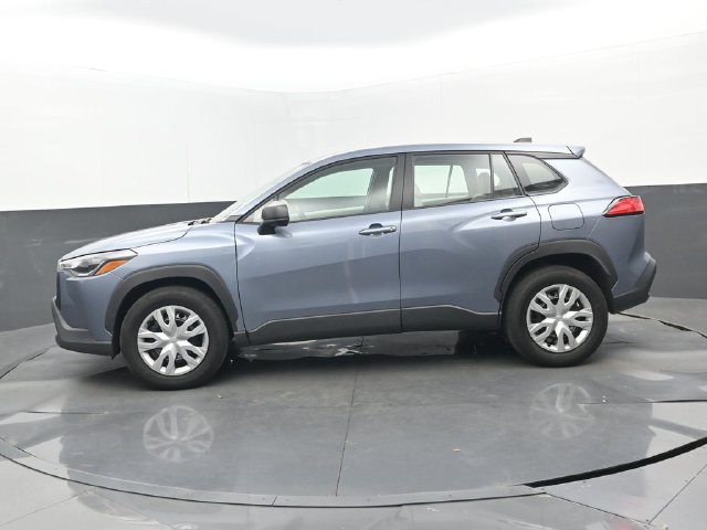Used 2025 Toyota Corolla Cross L FWD image 7