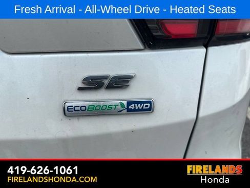 Used 2017 Ford Escape SE w/ SE Cold Weather Package AWD/4WD image 6