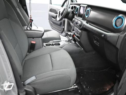 Used 2023 Jeep Wrangler Unlimited w/ Sun & Screen Package AWD/4WD image 19