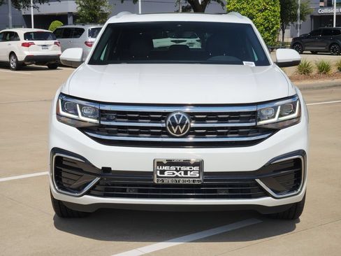 Used 2020 Volkswagen Atlas Cross Sport SEL R-Line AWD/4WD image 2