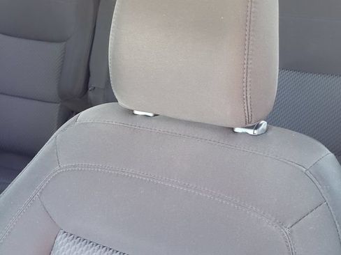 Used 2022 Ford Explorer XLT RWD image 16