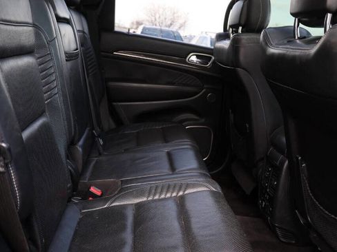 Used 2017 Jeep Grand Cherokee SRT AWD/4WD image 16