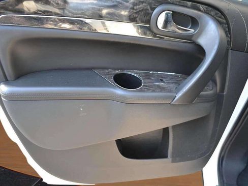 Used 2014 Buick Enclave Premium w/ Trailering Provision Package image 18