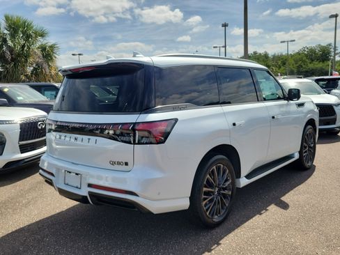 New 2026 INFINITI QX80 Autograph AWD/4WD image 3