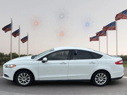 Used 2016 Ford Fusion S FWD image 2