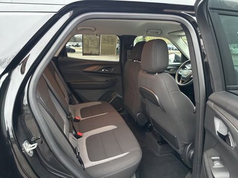 Used 2024 Chevrolet TrailBlazer LS w/ LS Convenience Package image 12