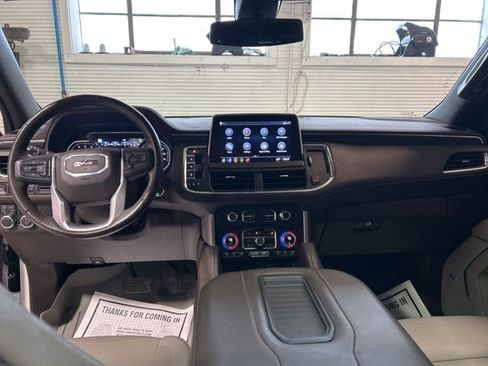 Used 2021 GMC Yukon XL SLT w/ Rear Media and Nav Package image 29