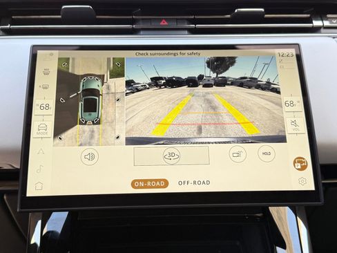 Used 2024 Land Rover Range Rover Sport SE image 34