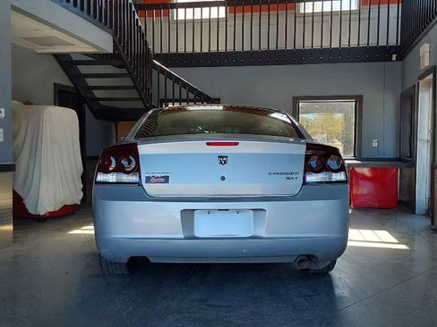 Used 2009 Dodge Charger SXT image 9